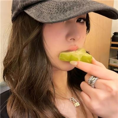 月里青山淡如画